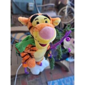Vintage  Pooh Skating Tigger Animated 23" 1996 Animated Motionette Telco Works